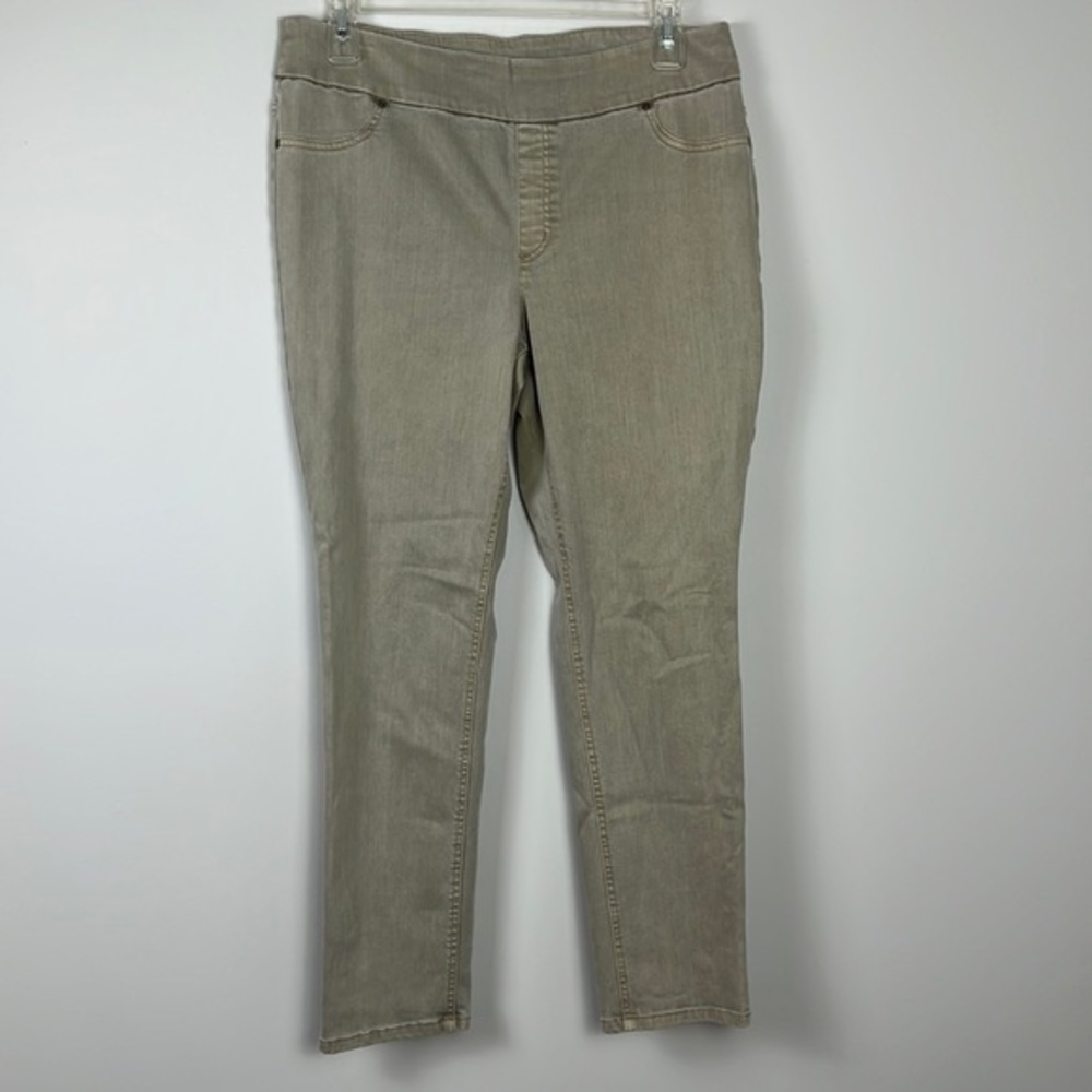 chico's PERFECT STRETCH SIZE 2.5